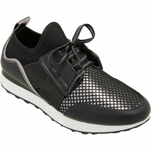 a new day Shoes - NWT Womens' Deena Lace Up Sneakers Black